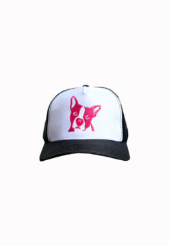 boné trucker preto e frente branca com logo cachorrinho sicrupt bordado em pink